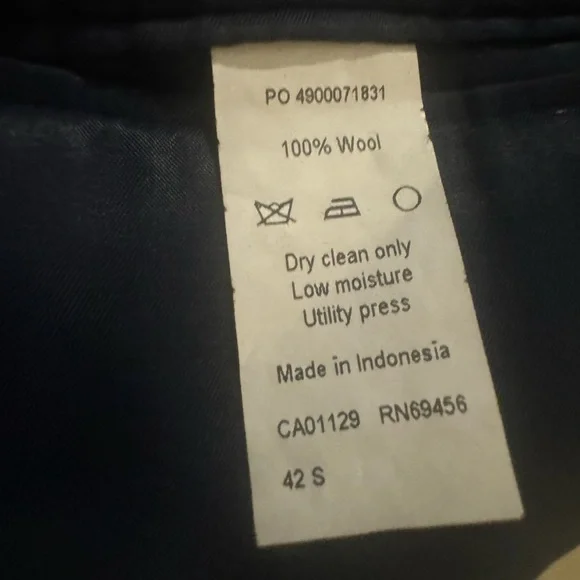 Calvin Klein Blue Suit Timeless Elegance Professional Style